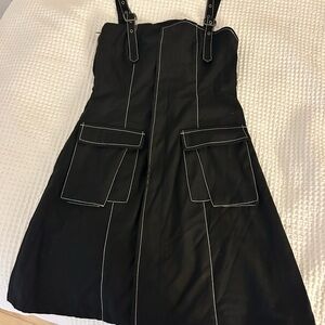 Black Contrast-Stitch Pocket Midi Dress